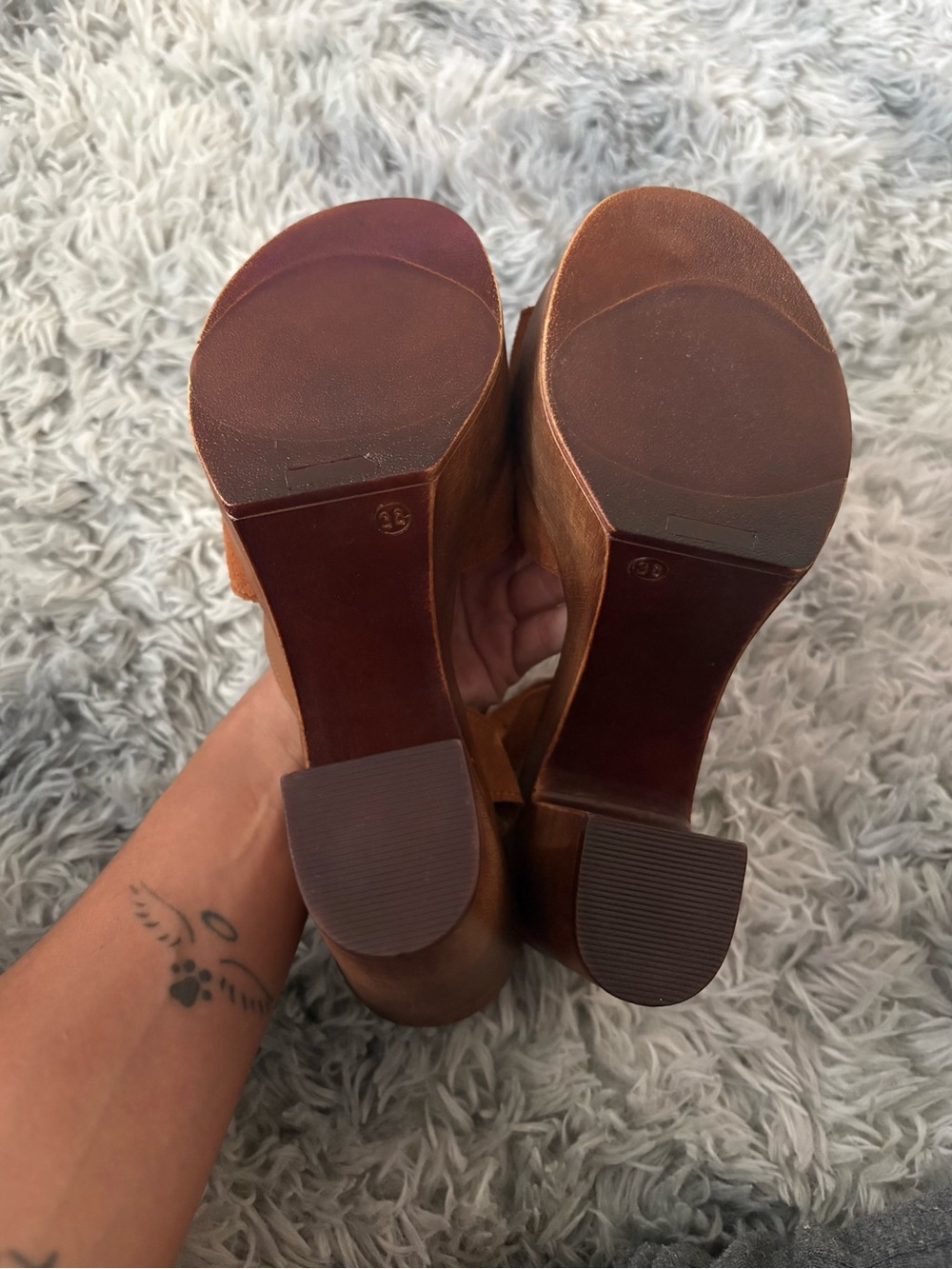 Steve Madden Women's Suede Open-Toe Sandals - Picture 4 of 4